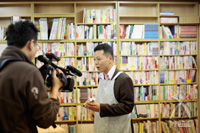 韓国KBSの取材で熱く語る中川