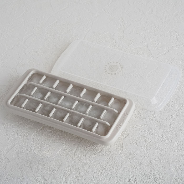 プレマルシェ×エンバランスコラボ premarchembalance アイス＆小分けトレー（フタ付き）