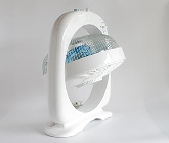 ※冷房時は少し下向きでご使用ください。