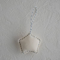 プレマ×プリスティンコラボ パジャマの残布でつくるオーガニックコットンのオーナメント 星